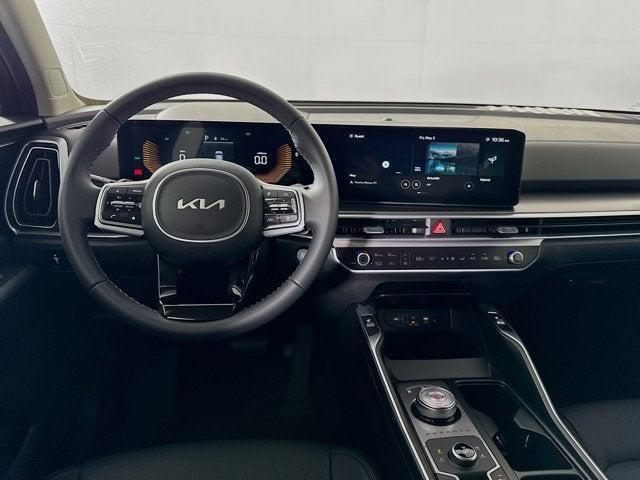 Photo of 2025 Cityscape Green Kia Sorento Hybrid