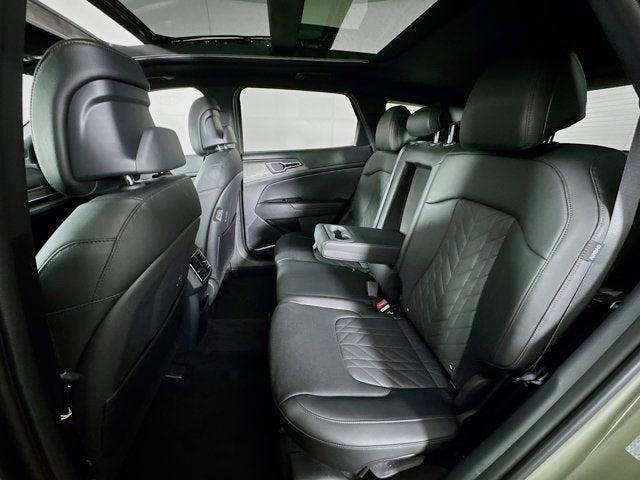 Photo of 2025 Jungle Green Kia Sportage