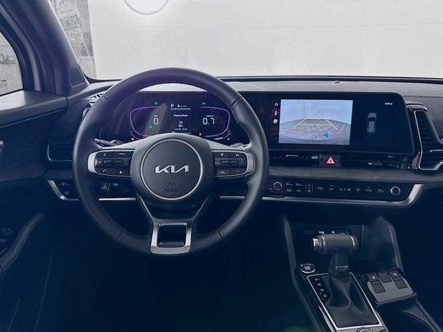Photo of 2025 Glacial White Pearl Kia Sportage