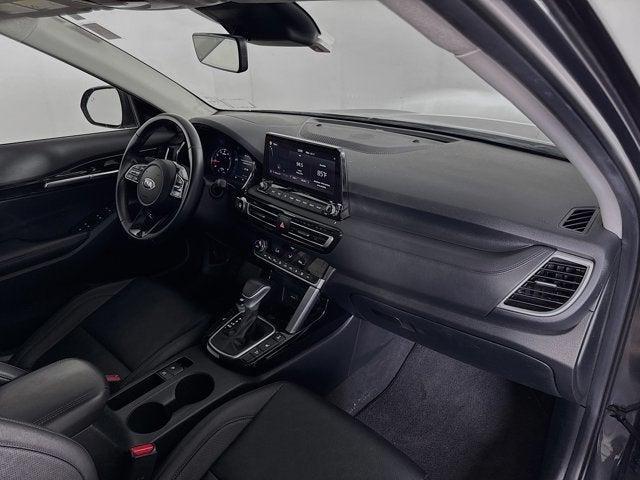 Photo of 2021 Gravity Gray Kia Seltos