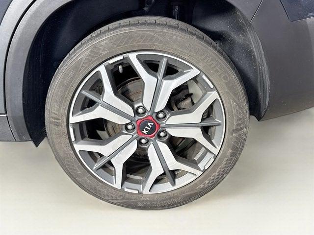 Photo of 2021 Gravity Gray Kia Seltos