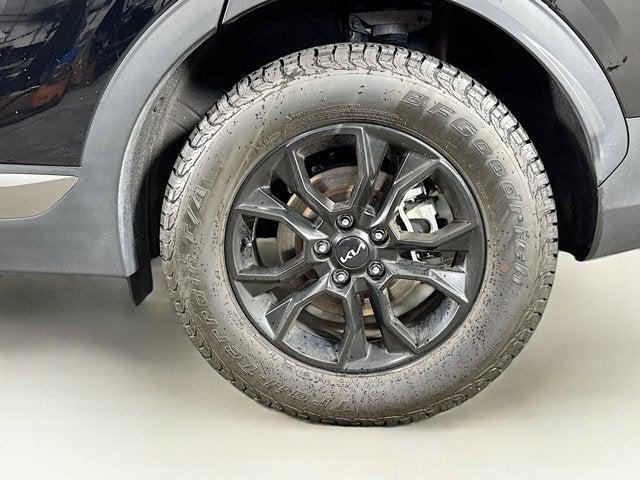 Photo of 2023 Ebony Black Kia Sportage
