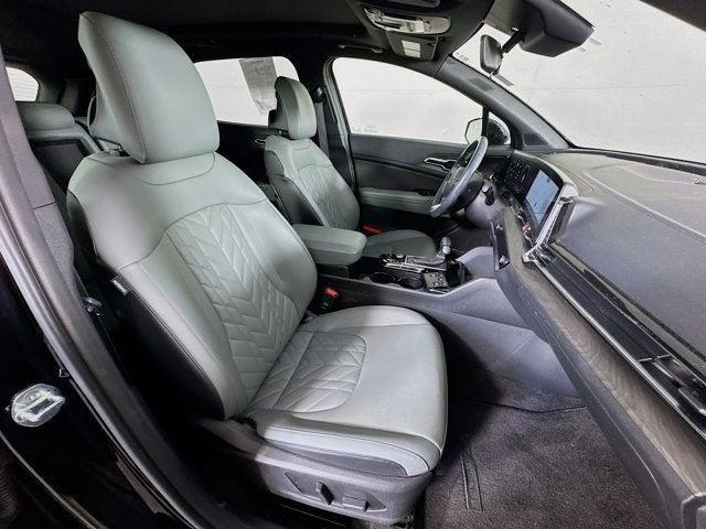 Photo of 2023 Ebony Black Kia Sportage