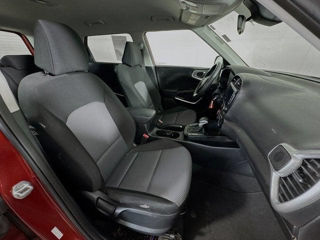 Photo of 2023 Mars Orange Kia Soul