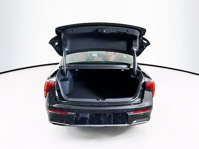 Photo of 2025 Aurora Black Pearl Kia K5