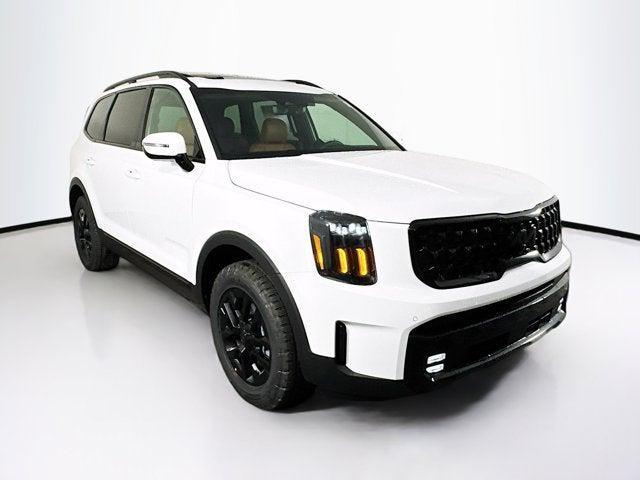 Photo of 2025 Glacial White Pearl Kia Telluride