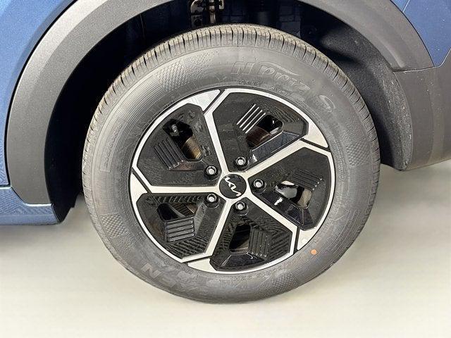 Photo of 2025 Mineral Blue Kia Niro Plug-In Hybrid