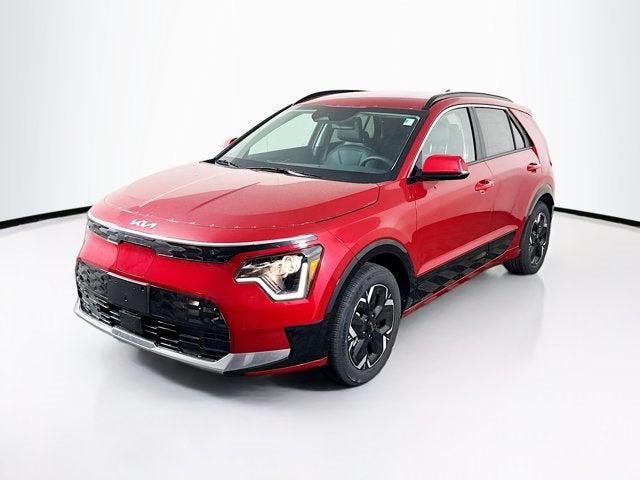 Photo of 2025 Runway Red Kia Niro EV