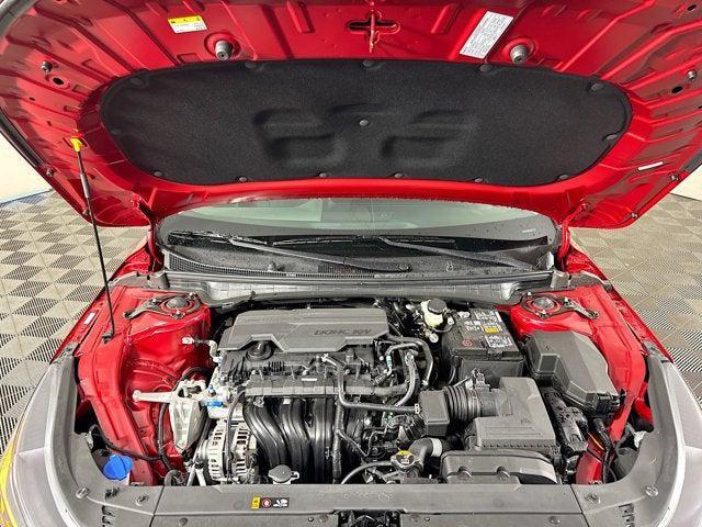 Photo of 2025 Currant Red Kia K4