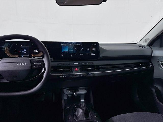 Photo of 2025 Currant Red Kia K4