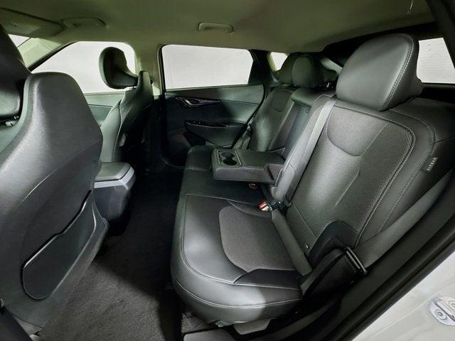 Photo of 2025 Glacier White Pearl Kia EV6