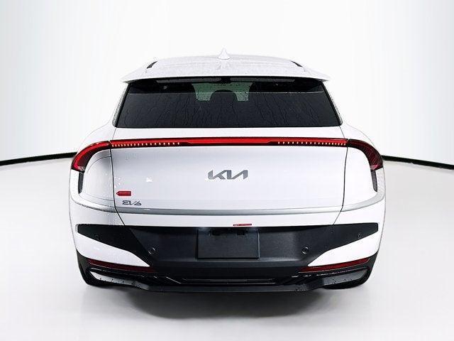 Photo of 2025 Glacier White Pearl Kia EV6