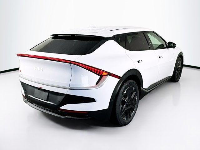Photo of 2025 Glacier White Pearl Kia EV6