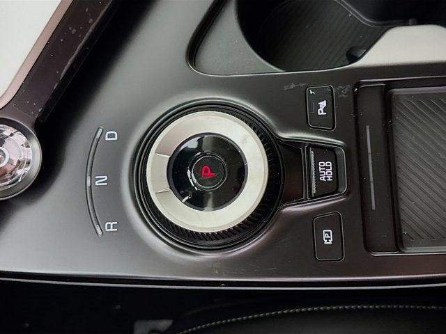 Photo of 2025 Glacier White Pearl Kia EV6