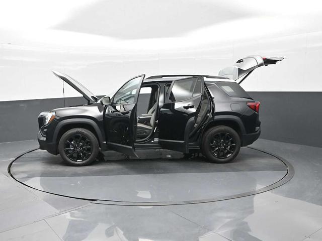 Photo of 2025 Ebony Twilight Metallic GMC Terrain