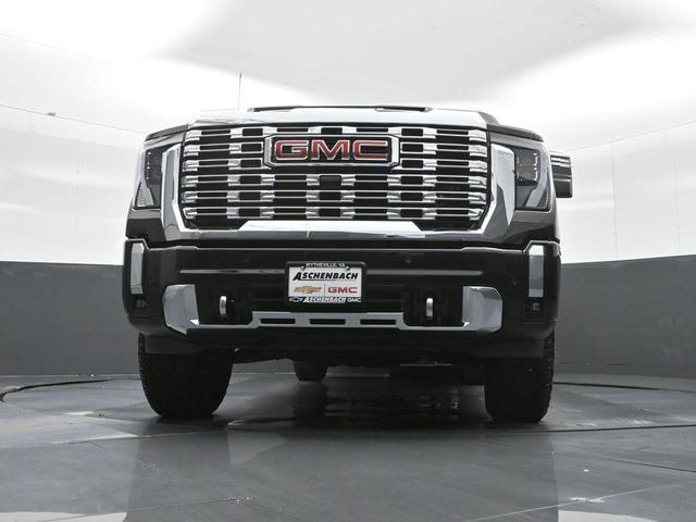 Photo of 2025 Onyx Black GMC Sierra 2500