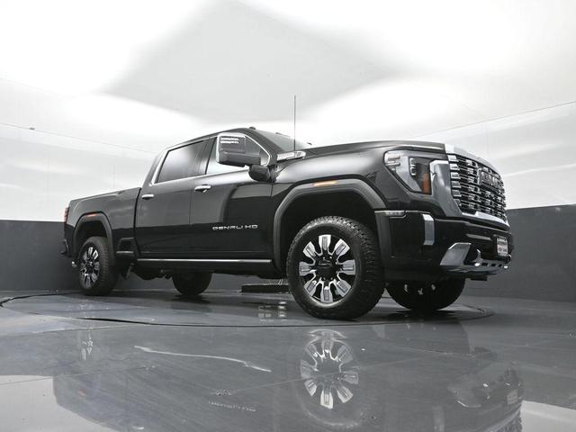 Photo of 2025 Onyx Black GMC Sierra 2500