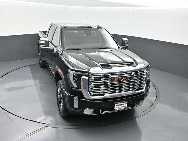 Photo of 2025 Onyx Black GMC Sierra 2500