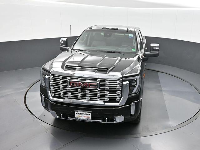 Photo of 2025 Onyx Black GMC Sierra 2500