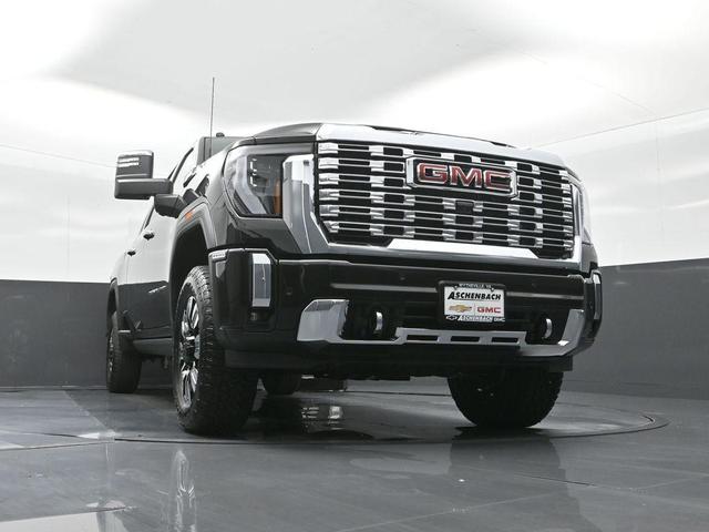 Photo of 2025 Onyx Black GMC Sierra 2500
