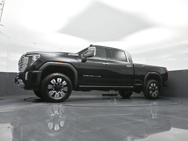 Photo of 2025 Onyx Black GMC Sierra 2500