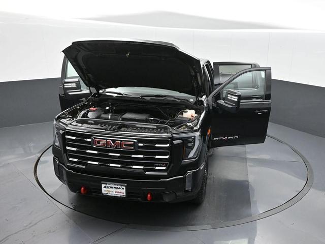 Photo of 2024 Onyx Black GMC Sierra 2500