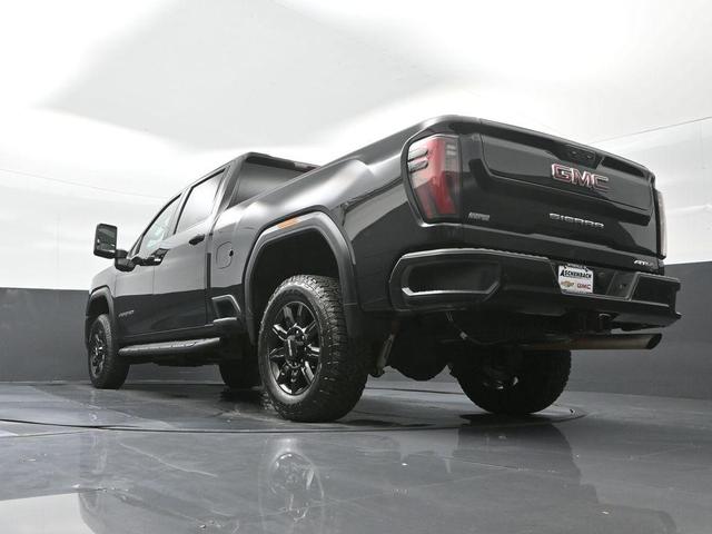 Photo of 2024 Onyx Black GMC Sierra 2500