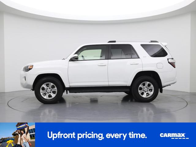Photo of 2024 White Toyota 4Runner