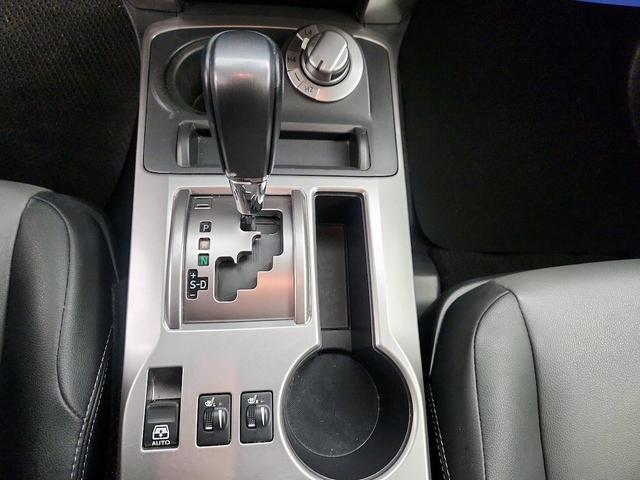 Photo of 2024 White Toyota 4Runner