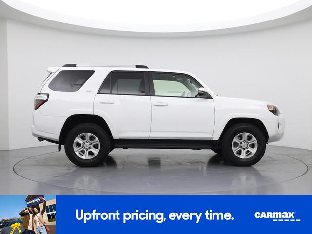Photo of 2024 White Toyota 4Runner