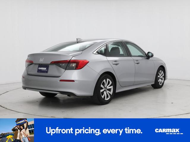 Photo of 2022 Silver Honda Civic