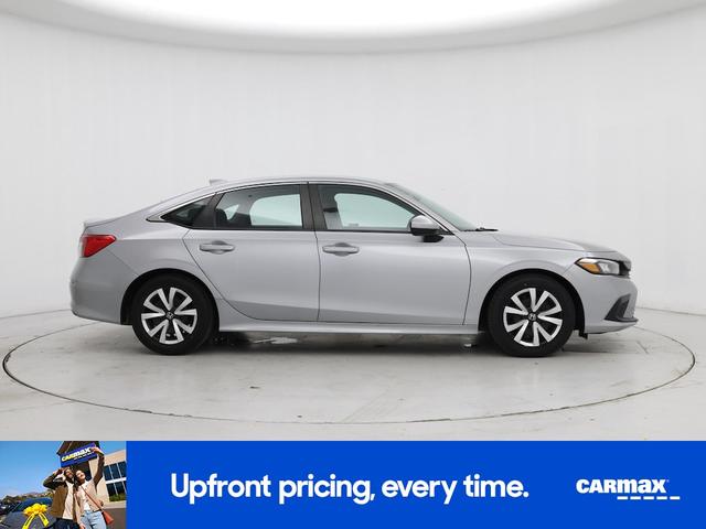 Photo of 2022 Silver Honda Civic