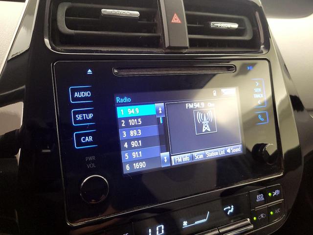 Photo of 2016 Silver Toyota Prius