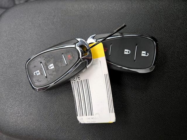 Photo of 2023 Gray Chevrolet Equinox