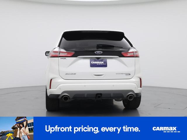 Photo of 2020 White Ford Edge