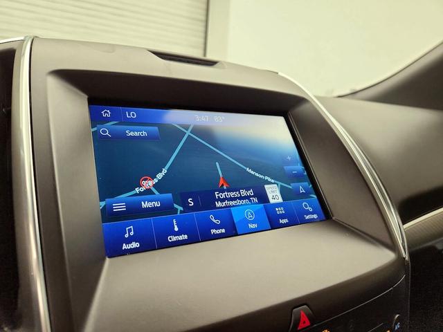 Photo of 2020 White Ford Edge
