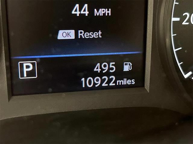 Photo of 2025 Glacier White Nissan Altima