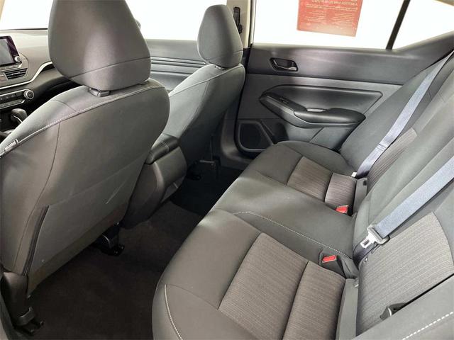 Photo of 2025 Glacier White Nissan Altima