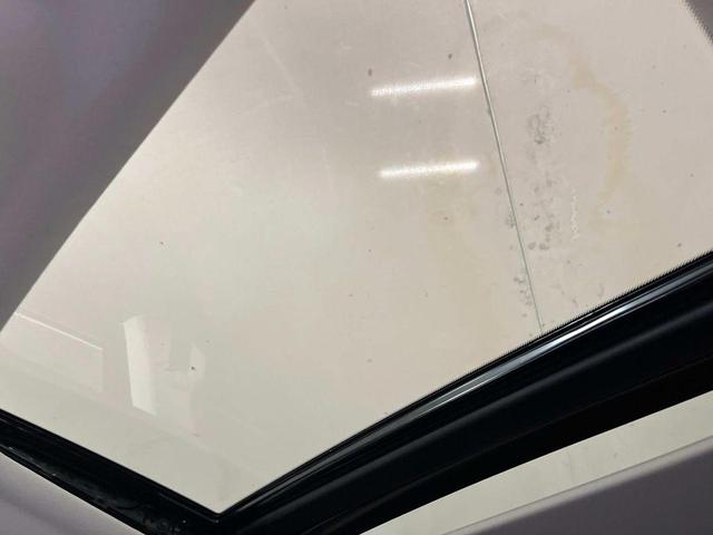 Photo of 2024 Scarlet Ember Tintcoat/Super Black Nissan Pathfinder