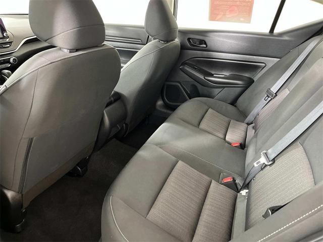 Photo of 2025 Super Black Clearcoat Nissan Altima