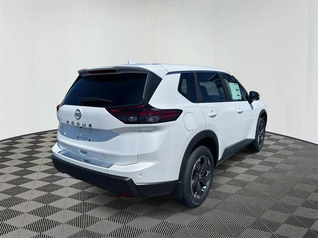 Photo of 2026 White Pearl Nissan Rogue