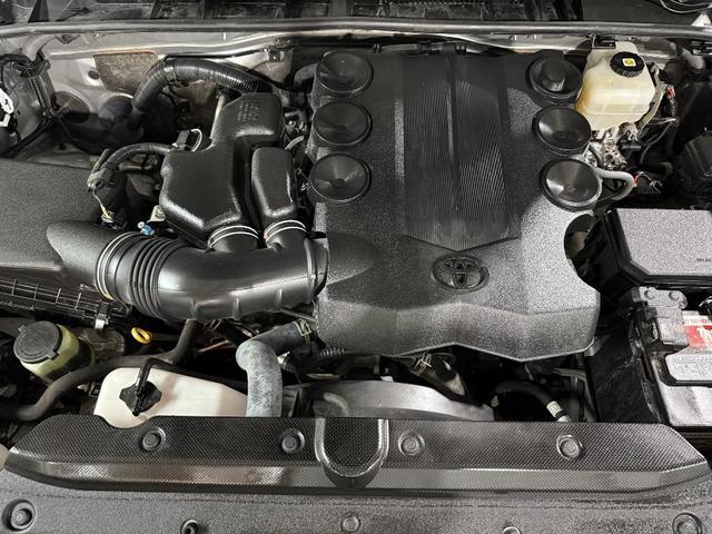 Photo of 2021 Classic Silver Metallic Toyota 4Runner