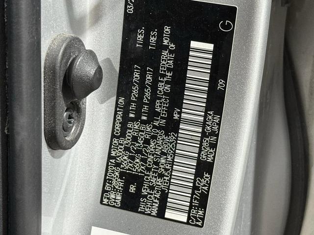 Photo of 2021 Classic Silver Metallic Toyota 4Runner