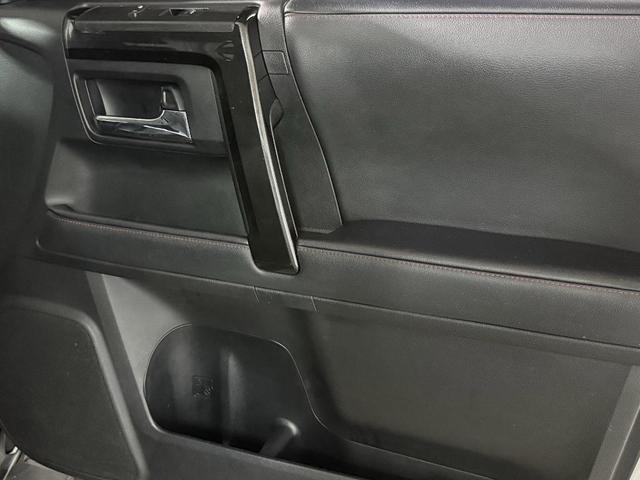 Photo of 2021 Classic Silver Metallic Toyota 4Runner