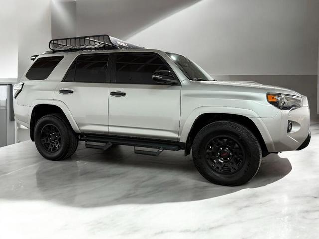 Photo of 2021 Classic Silver Metallic Toyota 4Runner