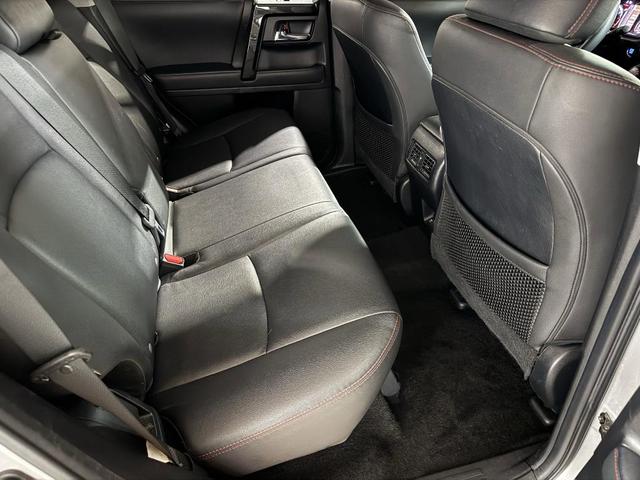 Photo of 2021 Classic Silver Metallic Toyota 4Runner