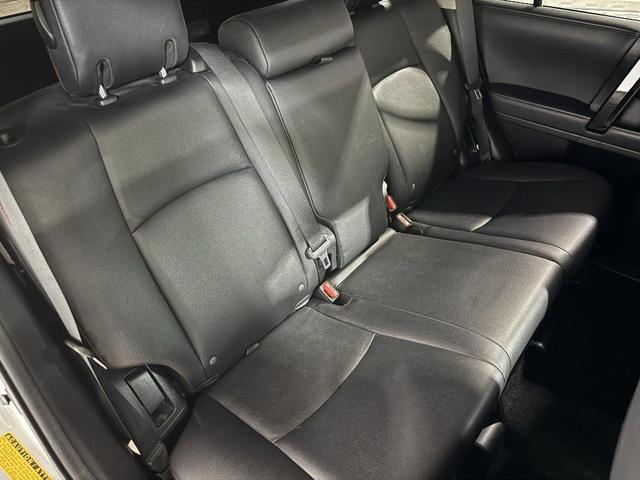 Photo of 2021 Classic Silver Metallic Toyota 4Runner