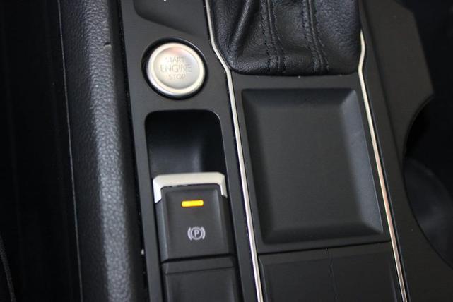 Photo of 2020 Platinum Gray Metallic Volkswagen Atlas