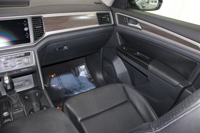 Photo of 2020 Platinum Gray Metallic Volkswagen Atlas