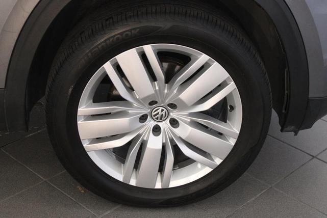 Photo of 2020 Platinum Gray Metallic Volkswagen Atlas